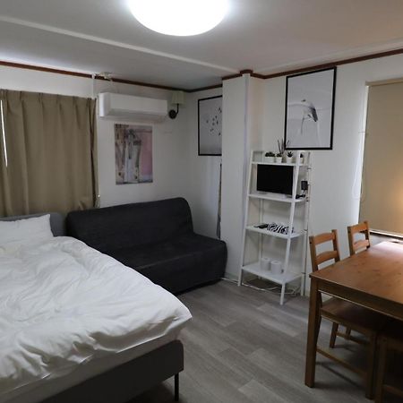 Holiday Anytel Shinjuku Tokyo Bagian luar foto